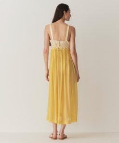 Foxwear.shopb68c42a562 3